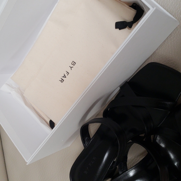 BY FAR LENY SLIDE LEATHER SANDALS SIZE 39 - Picture 9 of 9